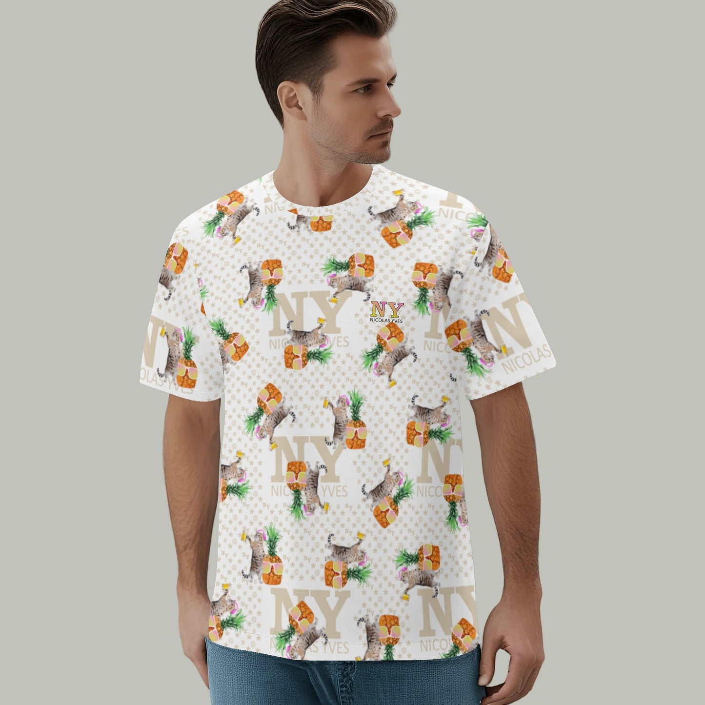 Un Tee-shirt, des Chats, des Ananas et de la Bière ! Le T-shirt Blanc Kitsch Chananas de Nicolas Yves