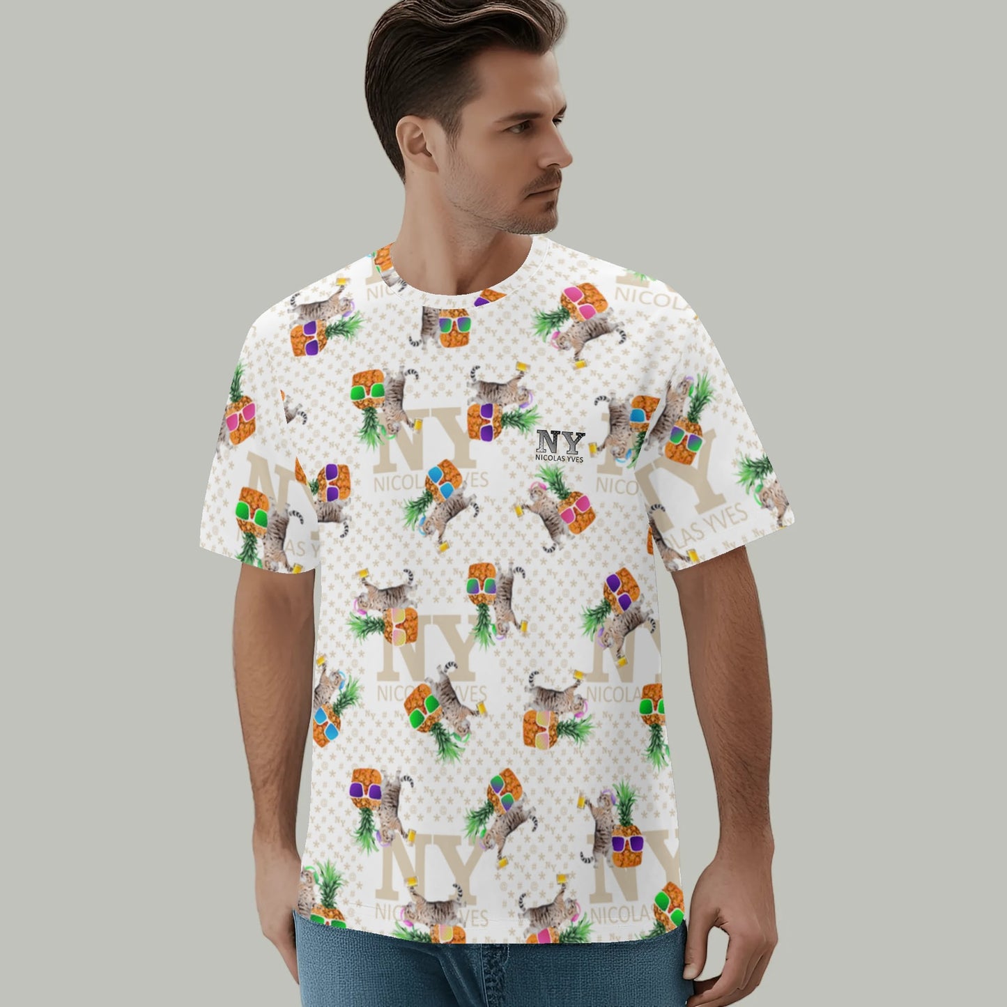 Un Tee-shirt, des Chats, des Ananas et de la Bière ! Le T-shirt Blanc Kitsch Chananas de Nicolas Yves