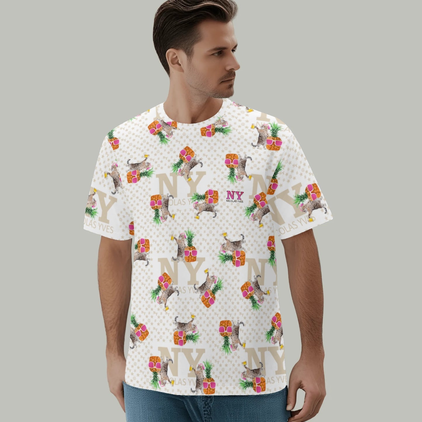 Un Tee-shirt, des Chats, des Ananas et de la Bière ! Le T-shirt Blanc Kitsch Chananas de Nicolas Yves