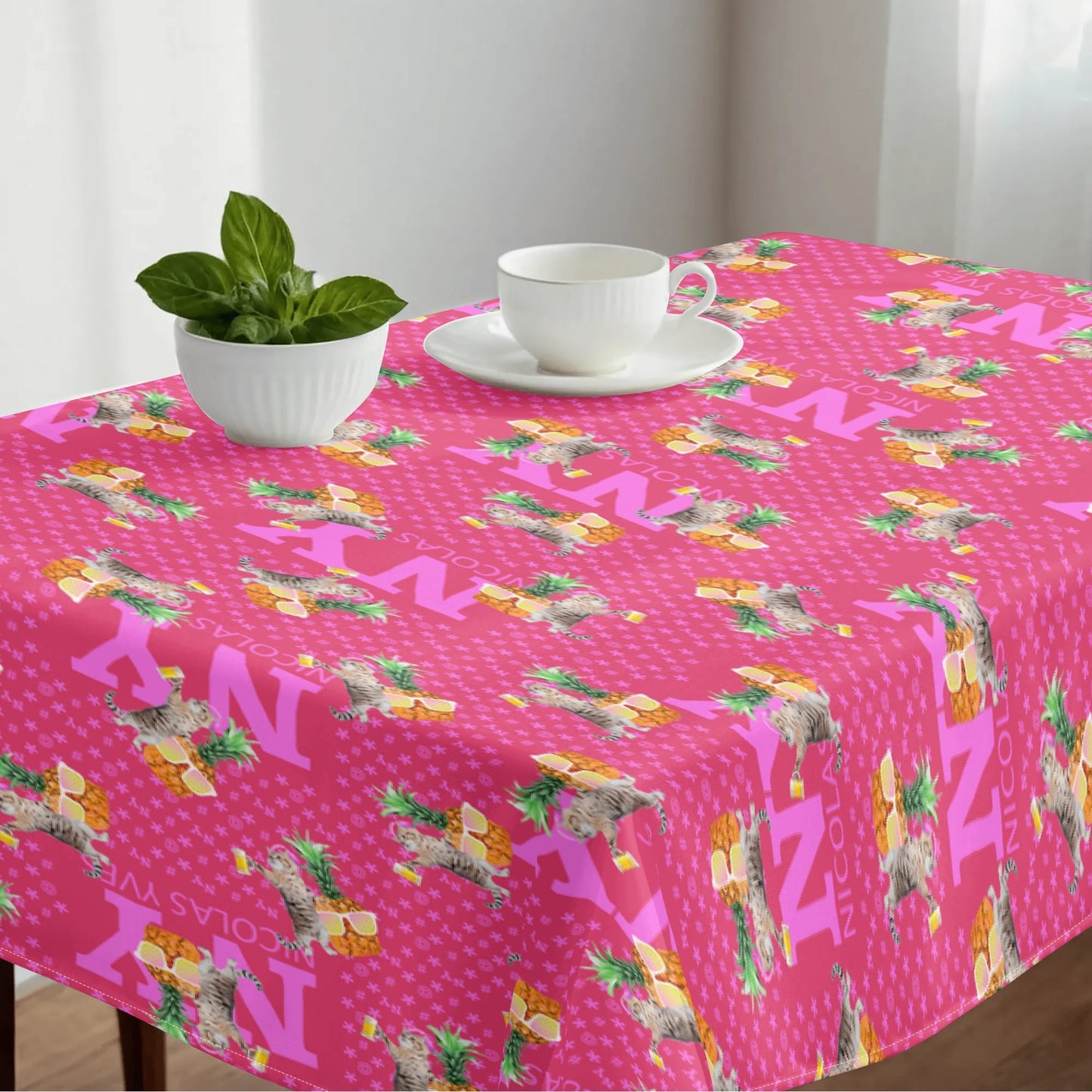 La Cape-Nappe - Rose - NY de Nicolas Yves !