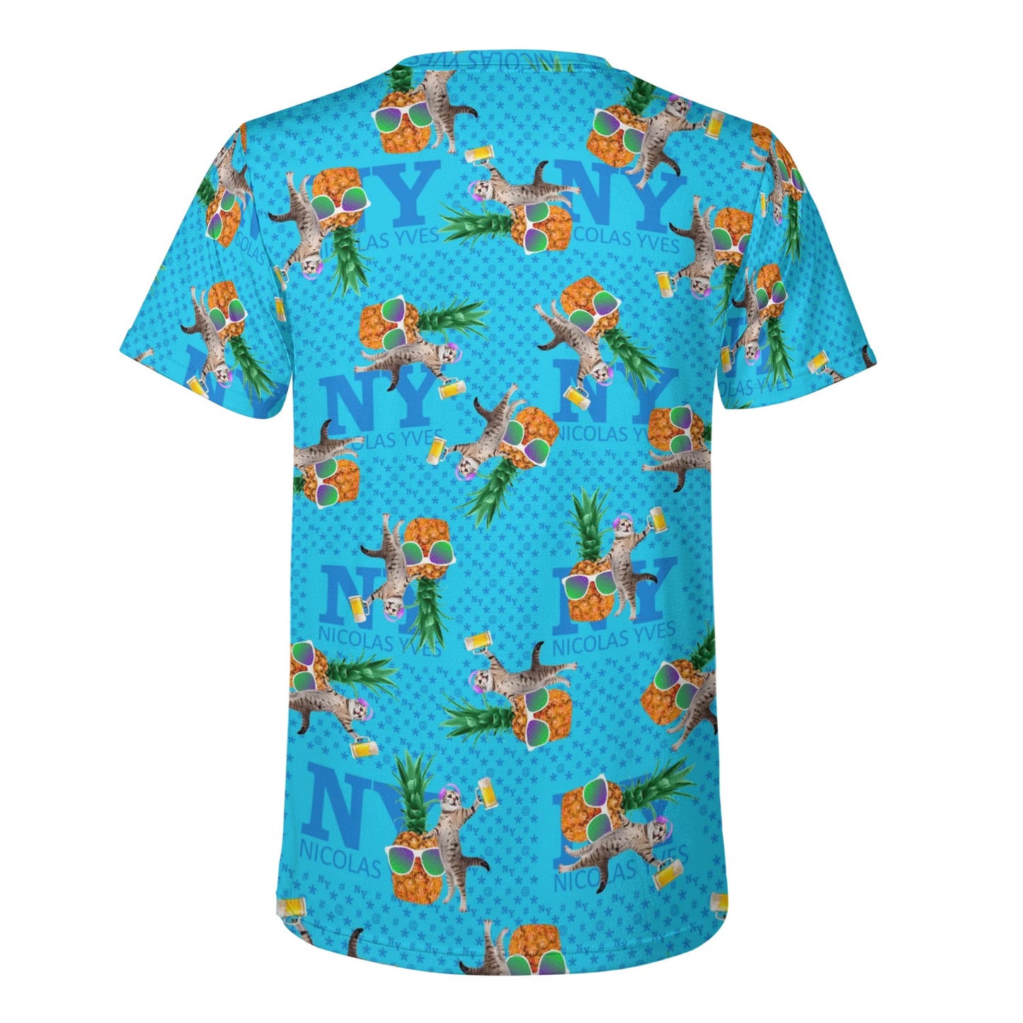Un Tee-shirt, des Chats, des Ananas et de la Bière ! Le T-shirt Bleu Kitsch Chananas de Nicolas Yves. Lunettes reflet violet vert 05