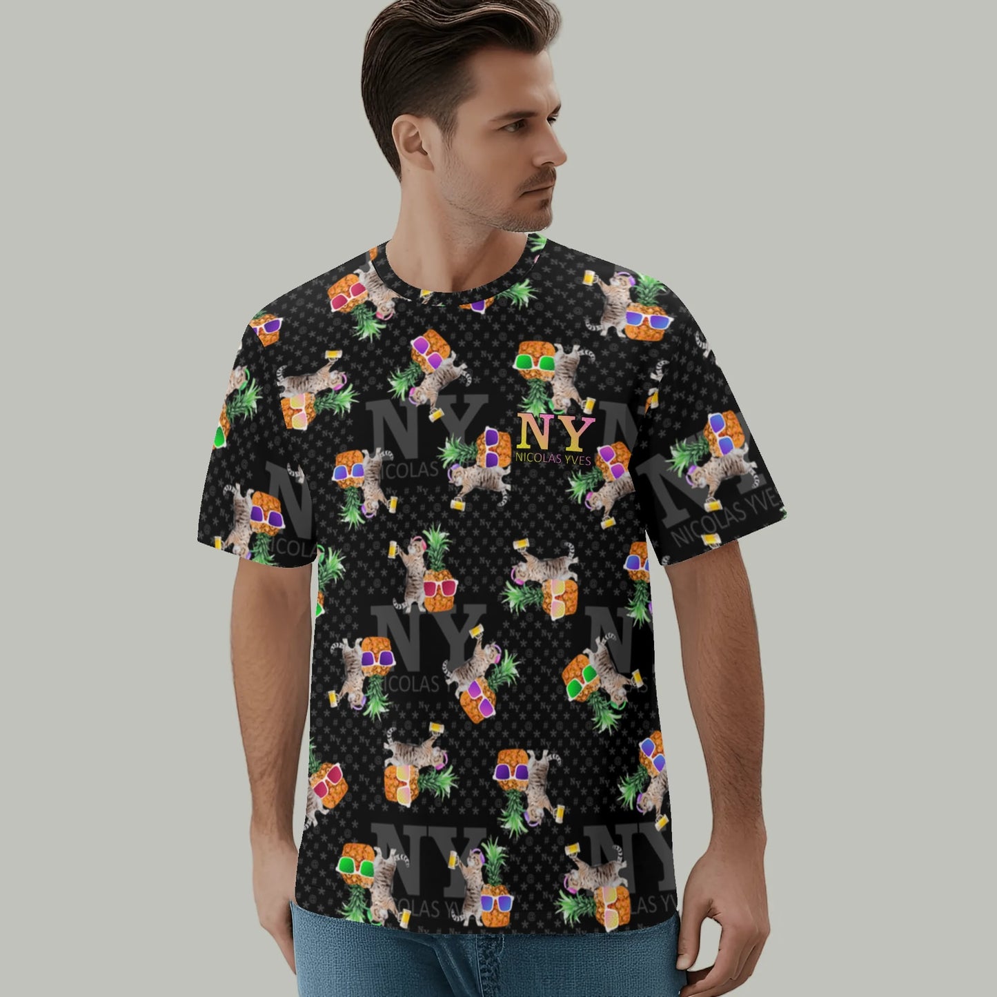 Le T-shirt Noire Kitsch Chananas de Nicolas Yves