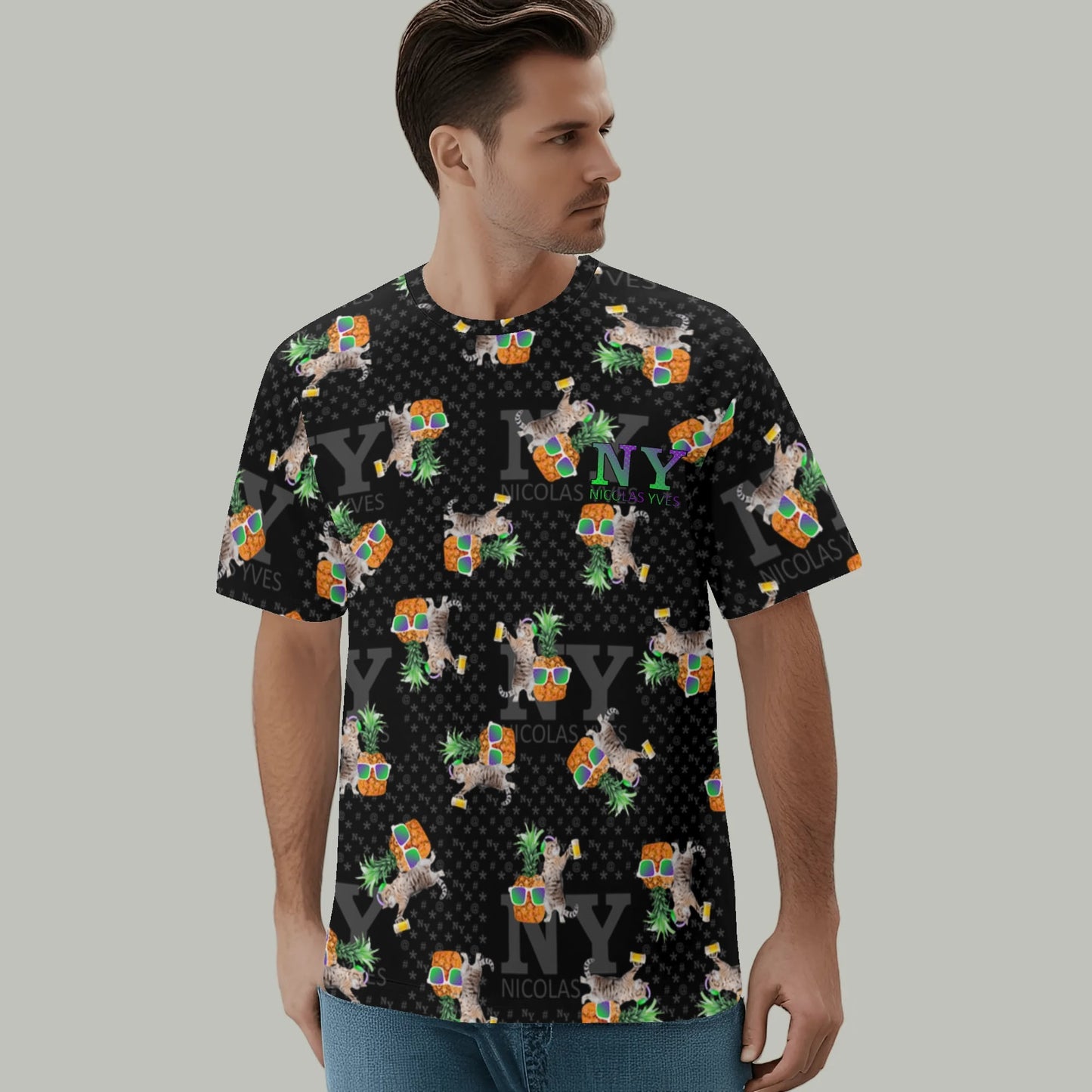 Le T-shirt Noire Kitsch Chananas de Nicolas Yves