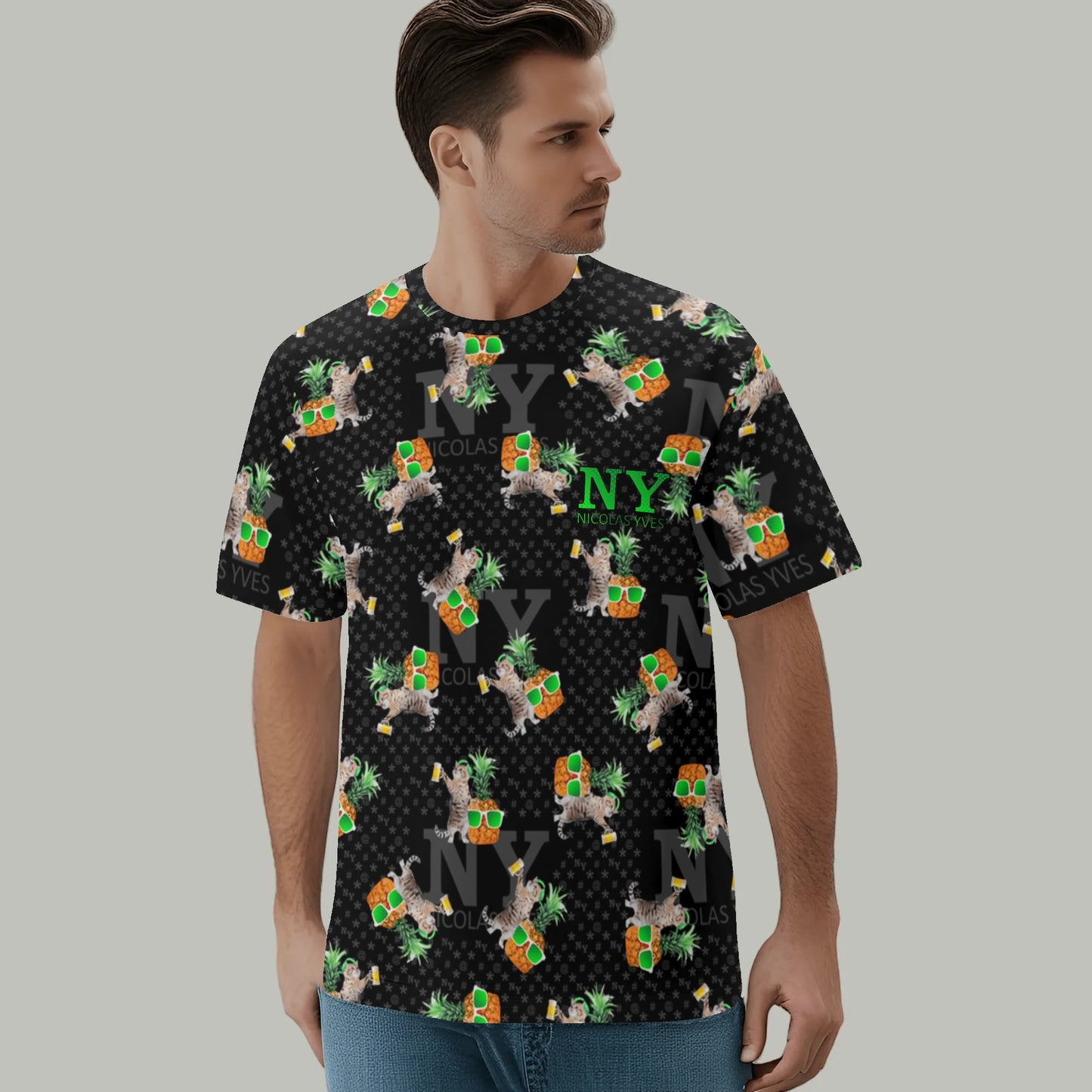 Le T-shirt Noire Kitsch Chananas de Nicolas Yves