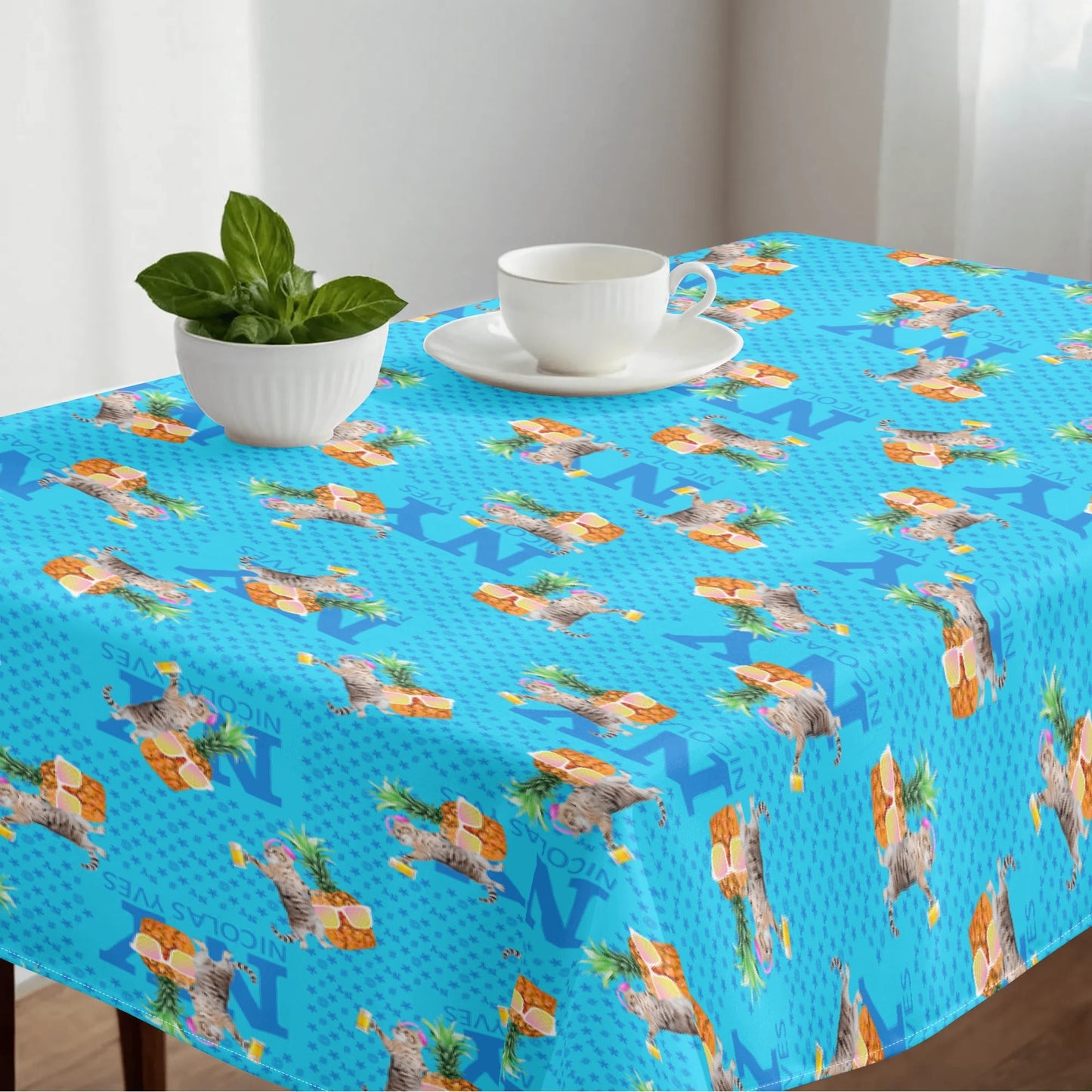 La Cape-Nappe - Bleue - NY de Nicolas Yves !